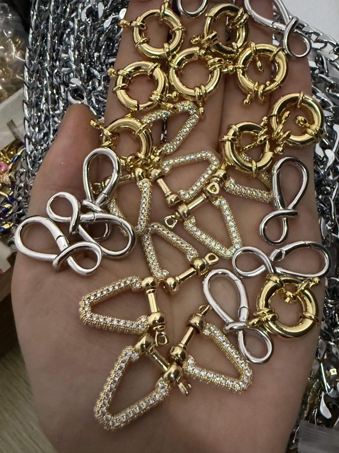 Elsa live stream claims charm and spacers DIY accessory(Pls change the quantity to your total number)